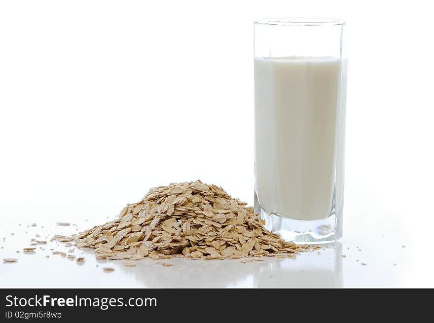 Oat flakes with the milk