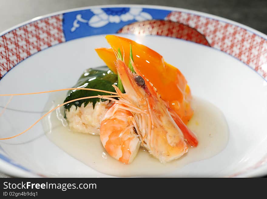 Rich in fresh Japanese cuisine. Rich in fresh Japanese cuisine