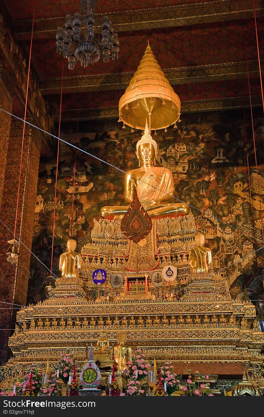 Wat Pho Buddist Monk Statue, Thailand