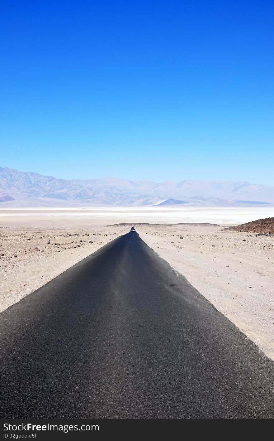 Salty desert of the death Valley, only 9h00 in the morning and 104�F ! Death Valley NP, California, USA. Salty desert of the death Valley, only 9h00 in the morning and 104�F ! Death Valley NP, California, USA