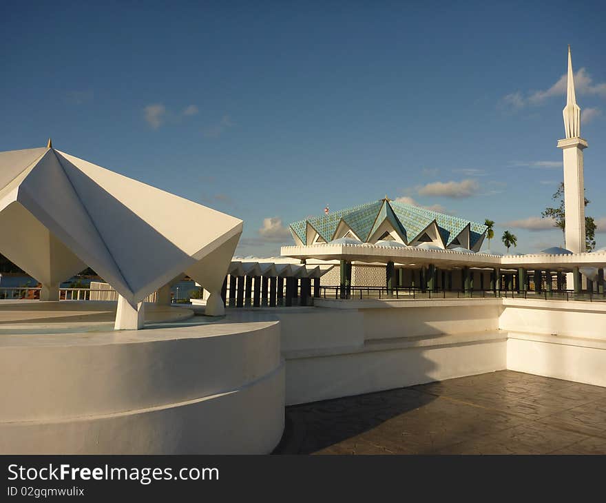 Model Of National Mosque