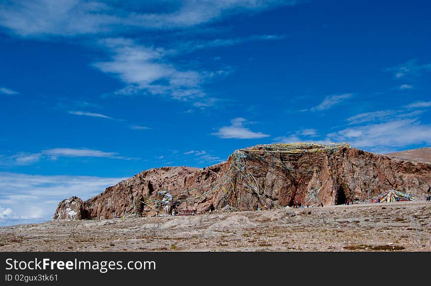 Streamer mountain in Tibet