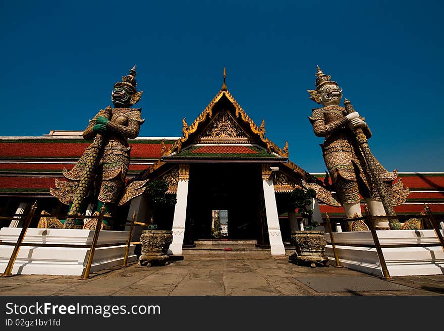 Wat Phrasrirattana Sasadaram (Wat Phra Kaeo)