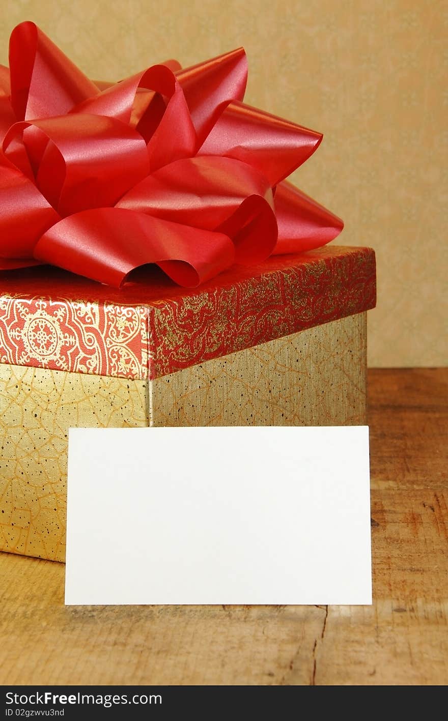 Gift with blank gift card for your own text. Gift with blank gift card for your own text.