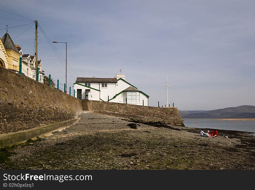 Sailor's white house by the shore in Aberdovey, Wales. Sailor's white house by the shore in Aberdovey, Wales