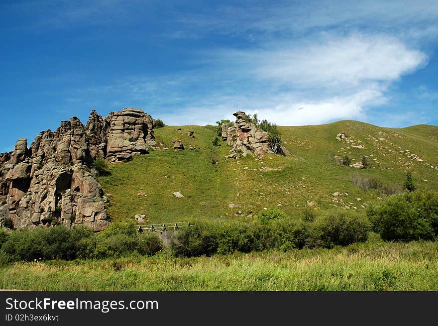 Beautiful vast prairie Baiyun were blossoming