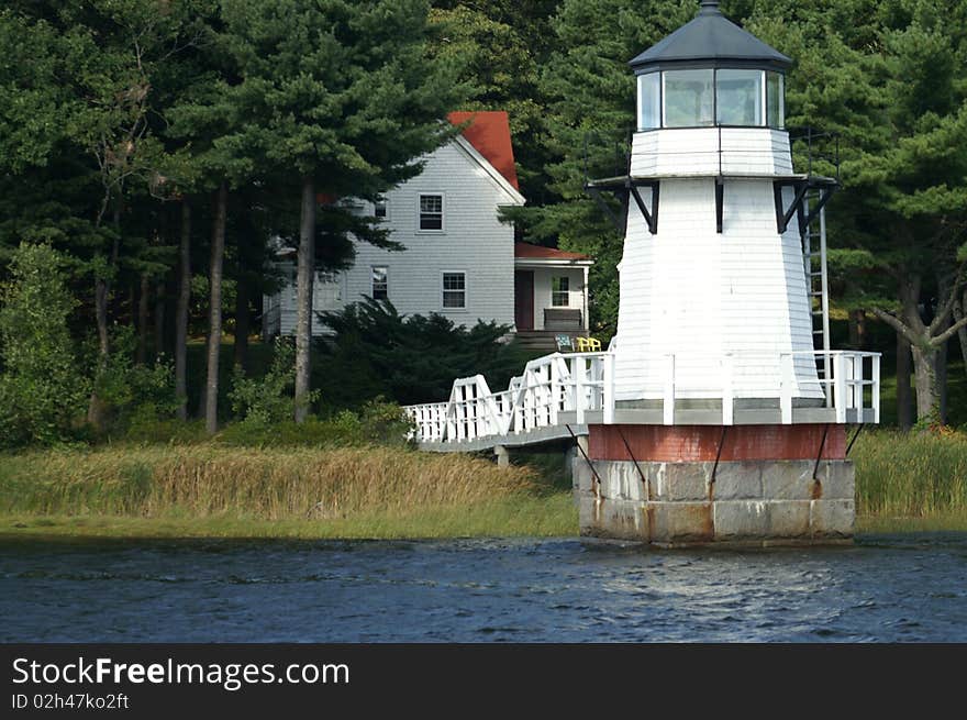 Doubling Point Lighthouse is located on the Kennebec River in Maine.