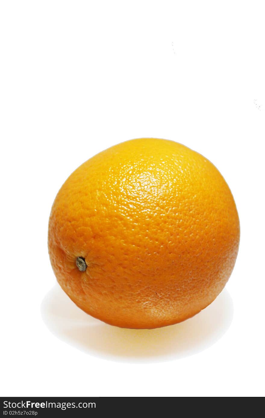 One juicy raund orange