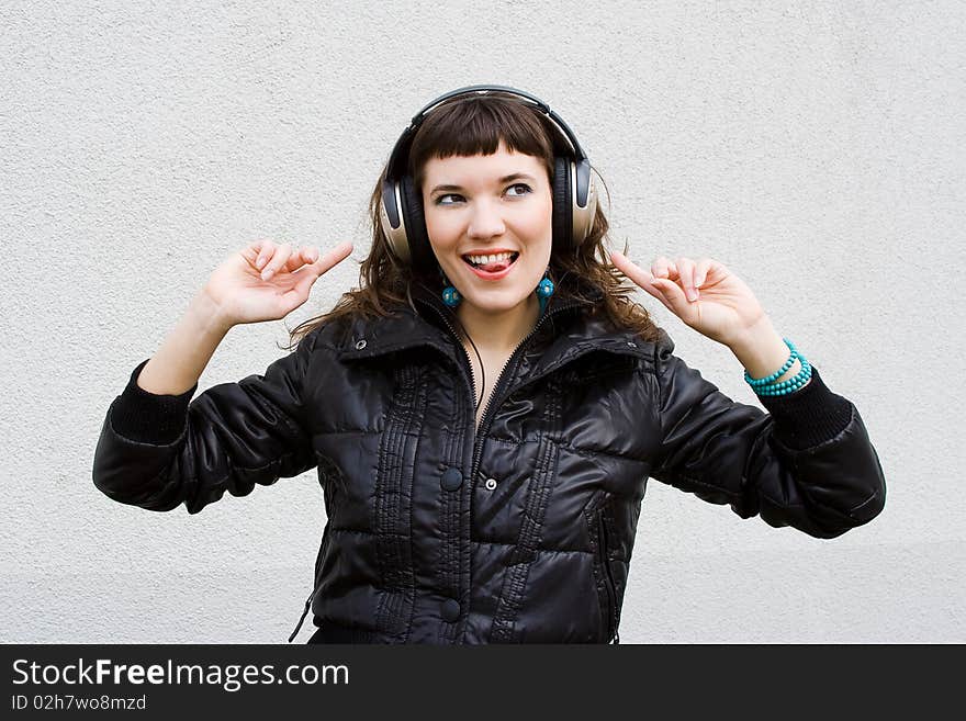 Beautiful Girl Listens A Music