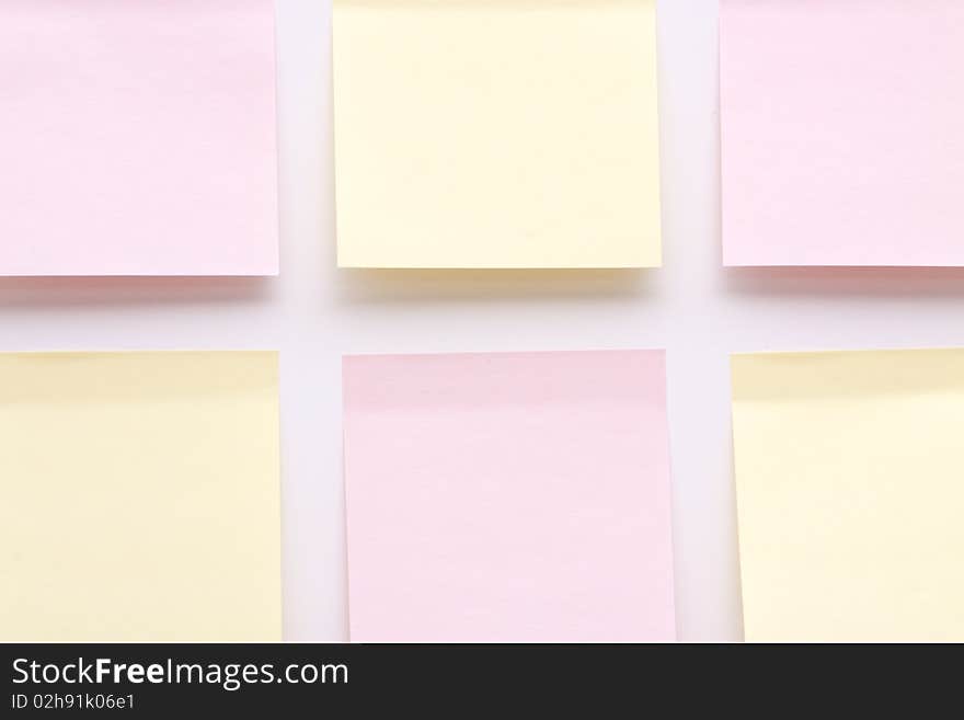 Yellow and pink post it notes