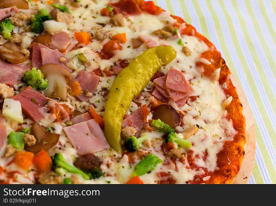 Tasty pizza with Ham ,Broccoli