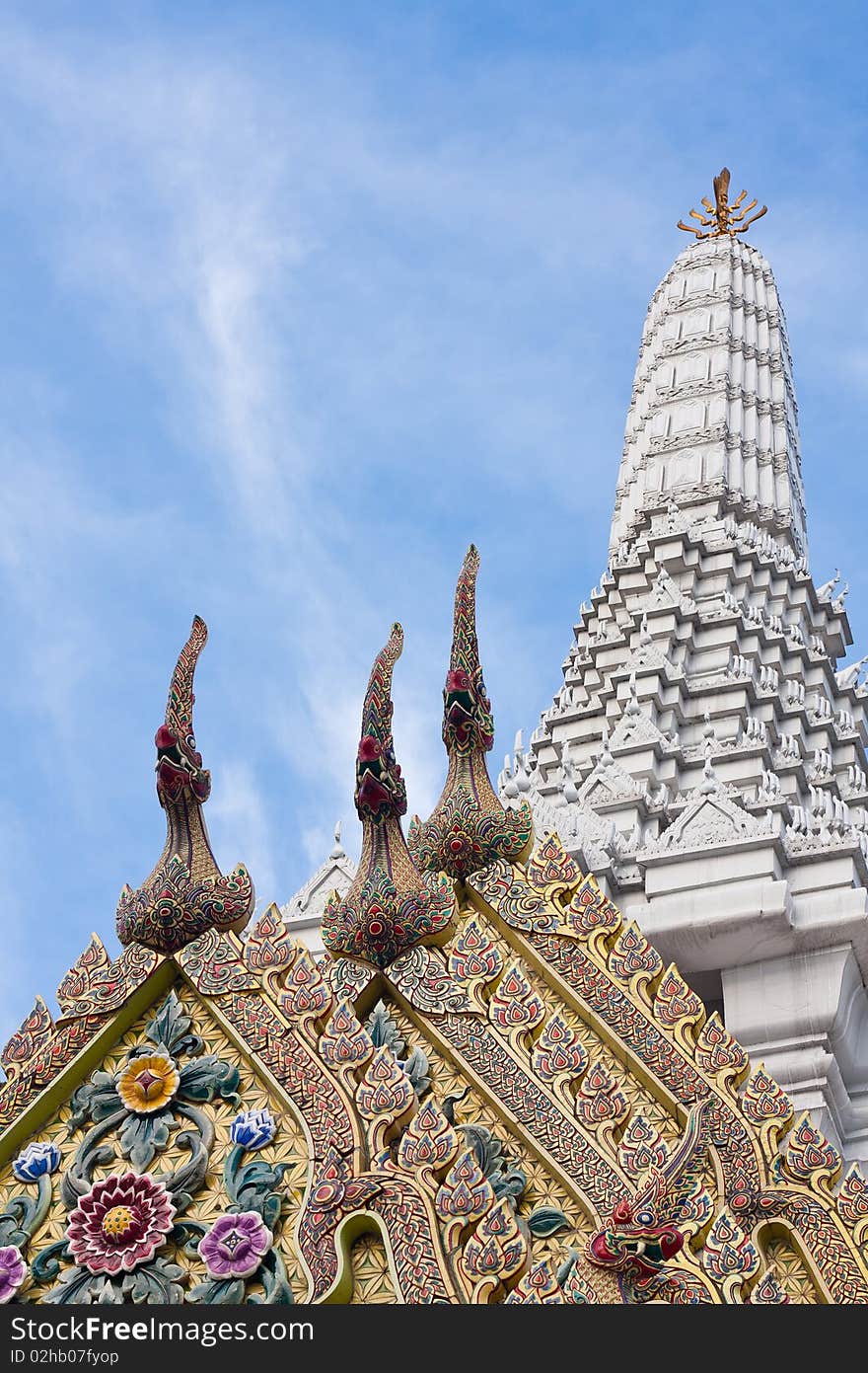 Art of roof and stupa