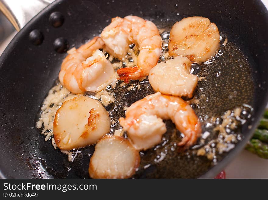 Seafoods on pan