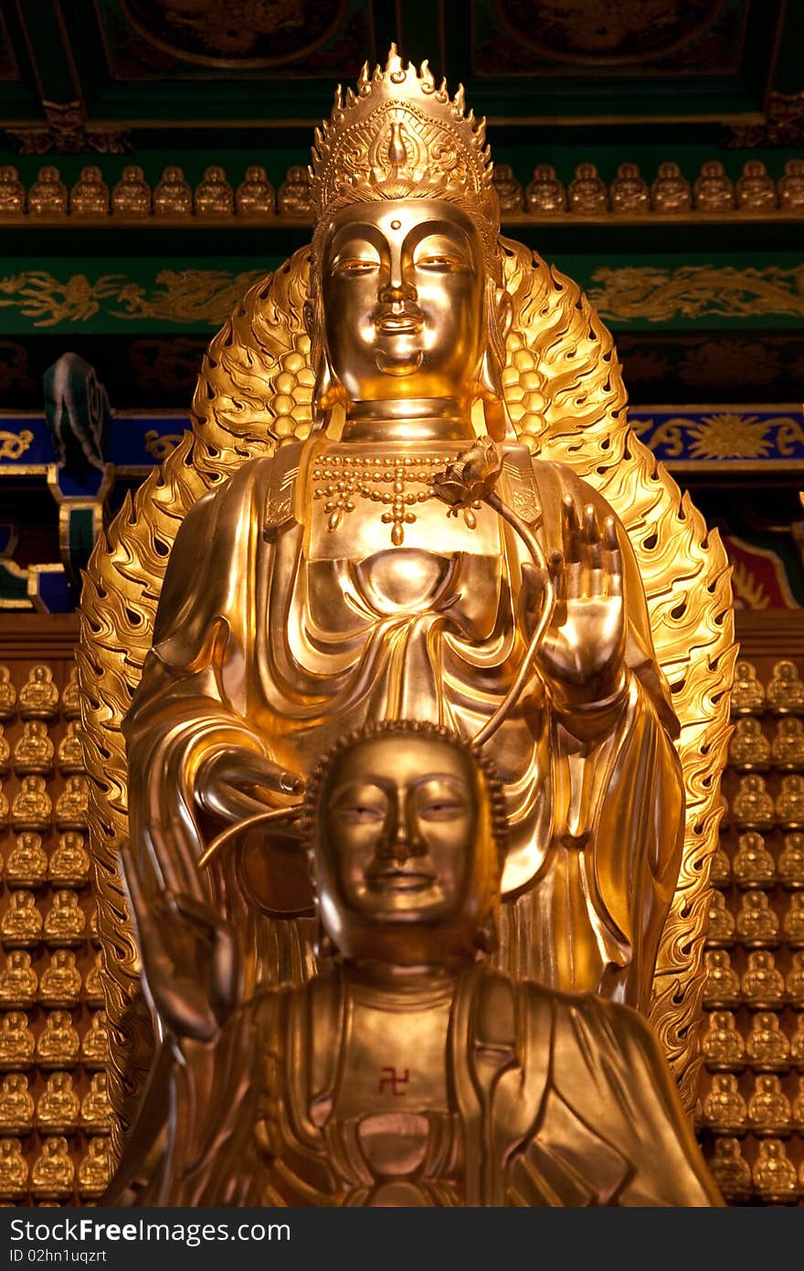 The Left Quan-Yin in baromraja temple