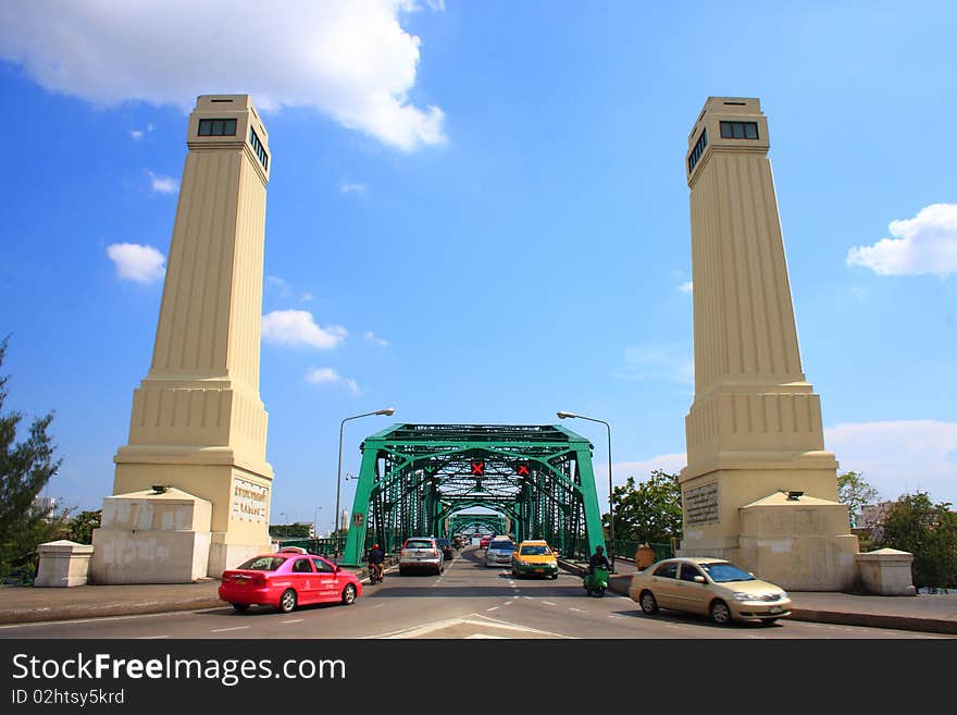 steel Bridge,green.landmarks,traffic,tower. steel Bridge,green.landmarks,traffic,tower