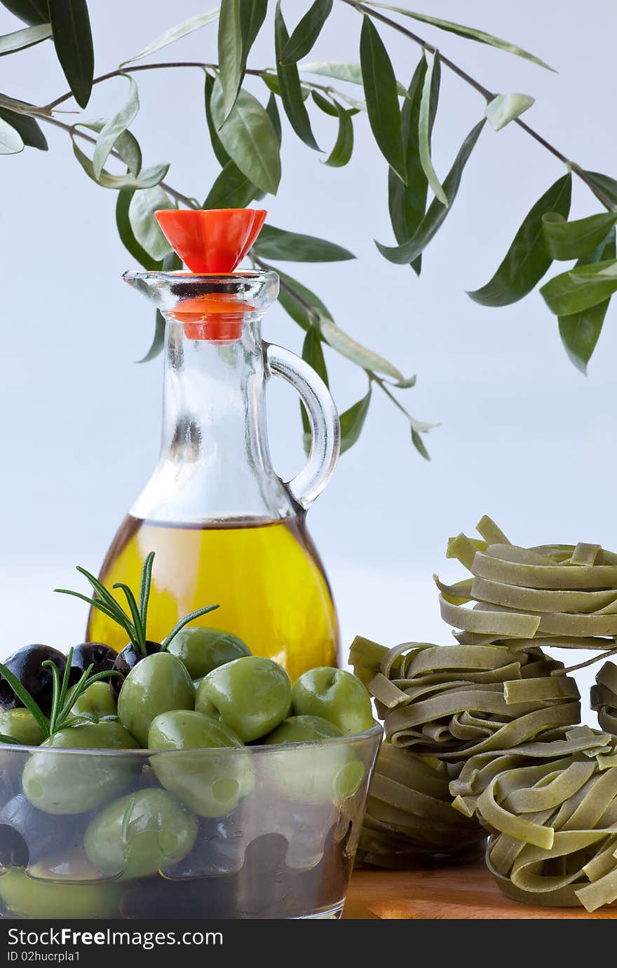 Green Olives with Olive Oil and Spinach Tagliatelle. Green Olives with Olive Oil and Spinach Tagliatelle