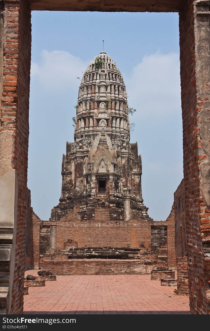 Ruin of Wat Ratburana, Ayutthaya, Thailand