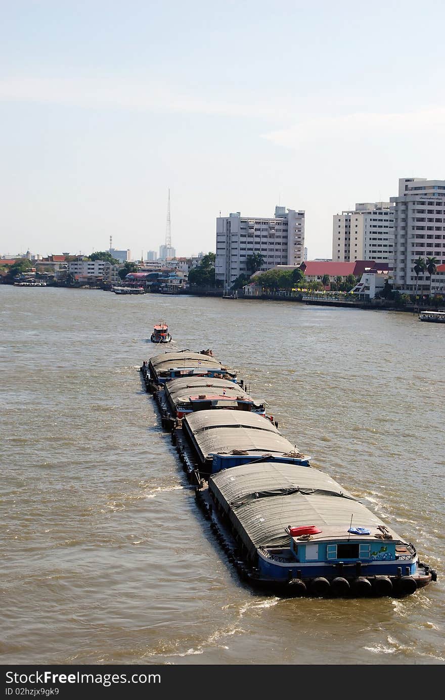 Tug boat on the Chao Phraya River