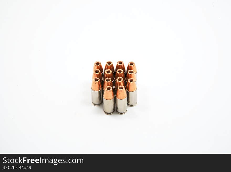 Group of 14 9mm bullets