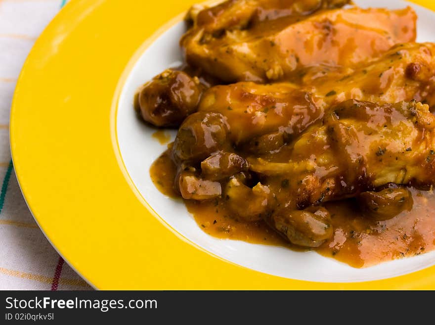 Delicious,scalloped Chicken Breast And Chestnuts W