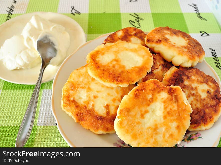 Fried cheese fritters