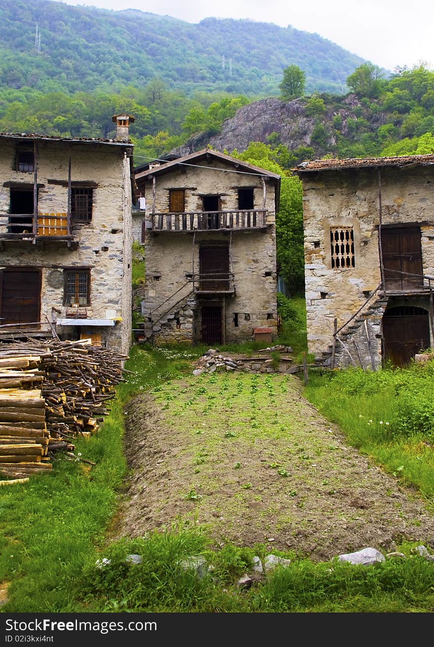 Houses with garden