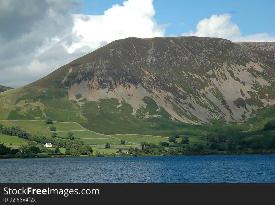 Home in base of mountain in uk lakes. Home in base of mountain in uk lakes