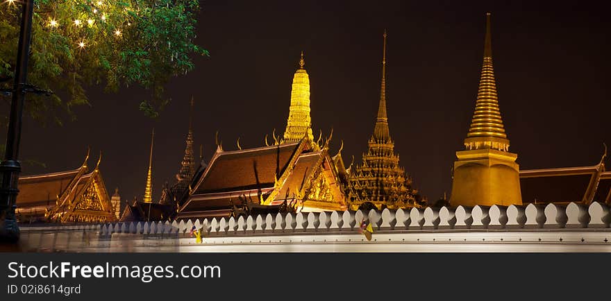 Wat Pra Kaew, a major temple in Bangkok, at night time. Wat Pra Kaew, a major temple in Bangkok, at night time.