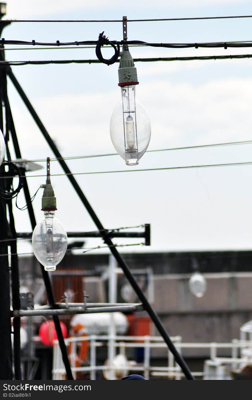 Chukka boat bulb