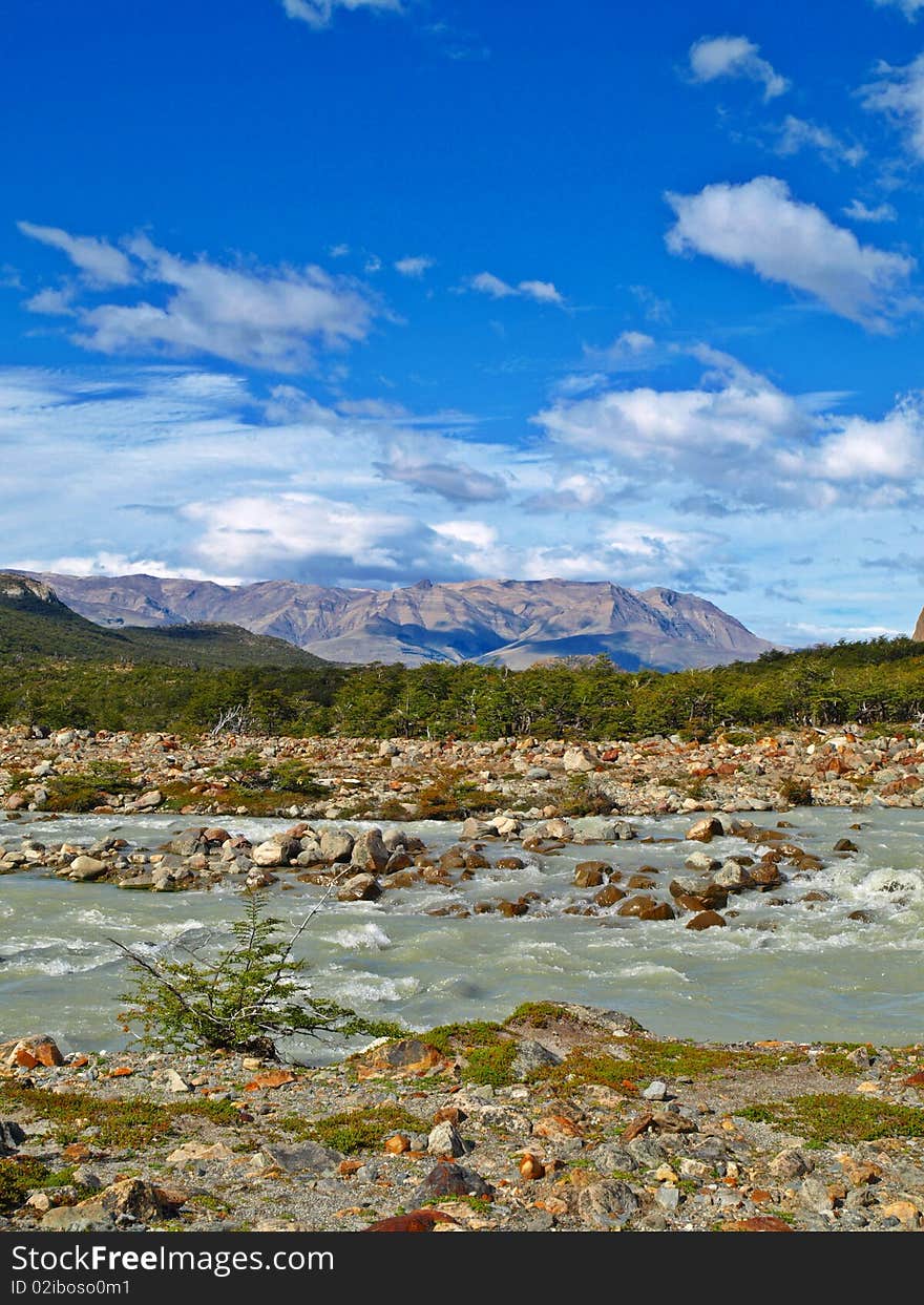 FitzRoy River, Cerro Torre, El Chalten,Argentina