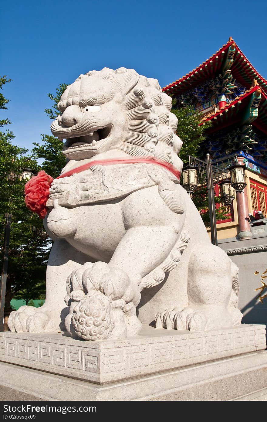 The great chinese lion in Baromraja temple thailand