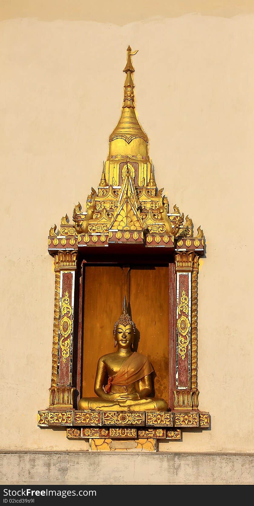 Traditional Thai style Buddhist church window