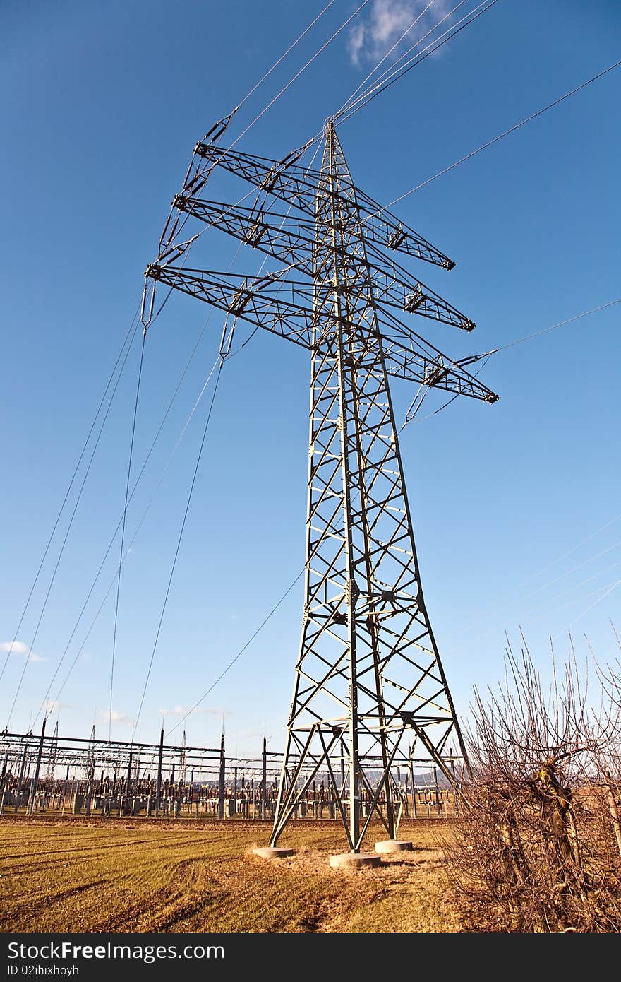 Electricity tower for energy in acre