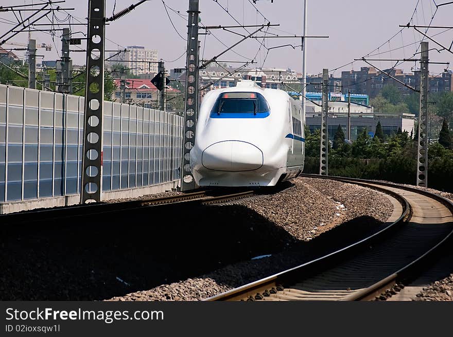 High-Speed Train in china，which taken on May 2010
Photo taken on: May 07th, 2010