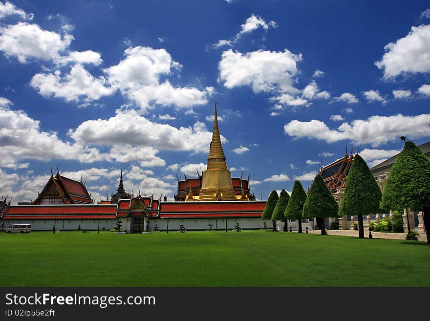 Bangkok's most famous landmark was built 1782. Within the palace complex are several impressive buildings including Wat Phra Kaeo (Temple of the Emerald Buddha) A royal chapel, Wat Phra Kaeo contains a small and beautiful Emerald Buddha, dating back to the 14th century and is greatly revered. The robes on the Buddha are changed with the seasons by HM King of Thailand and forms an important ritual. Bangkok's most famous landmark was built 1782. Within the palace complex are several impressive buildings including Wat Phra Kaeo (Temple of the Emerald Buddha) A royal chapel, Wat Phra Kaeo contains a small and beautiful Emerald Buddha, dating back to the 14th century and is greatly revered. The robes on the Buddha are changed with the seasons by HM King of Thailand and forms an important ritual