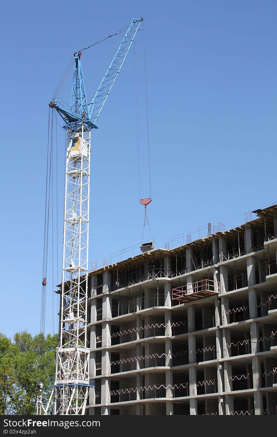 Construction of new residential buildings by pouring concrete