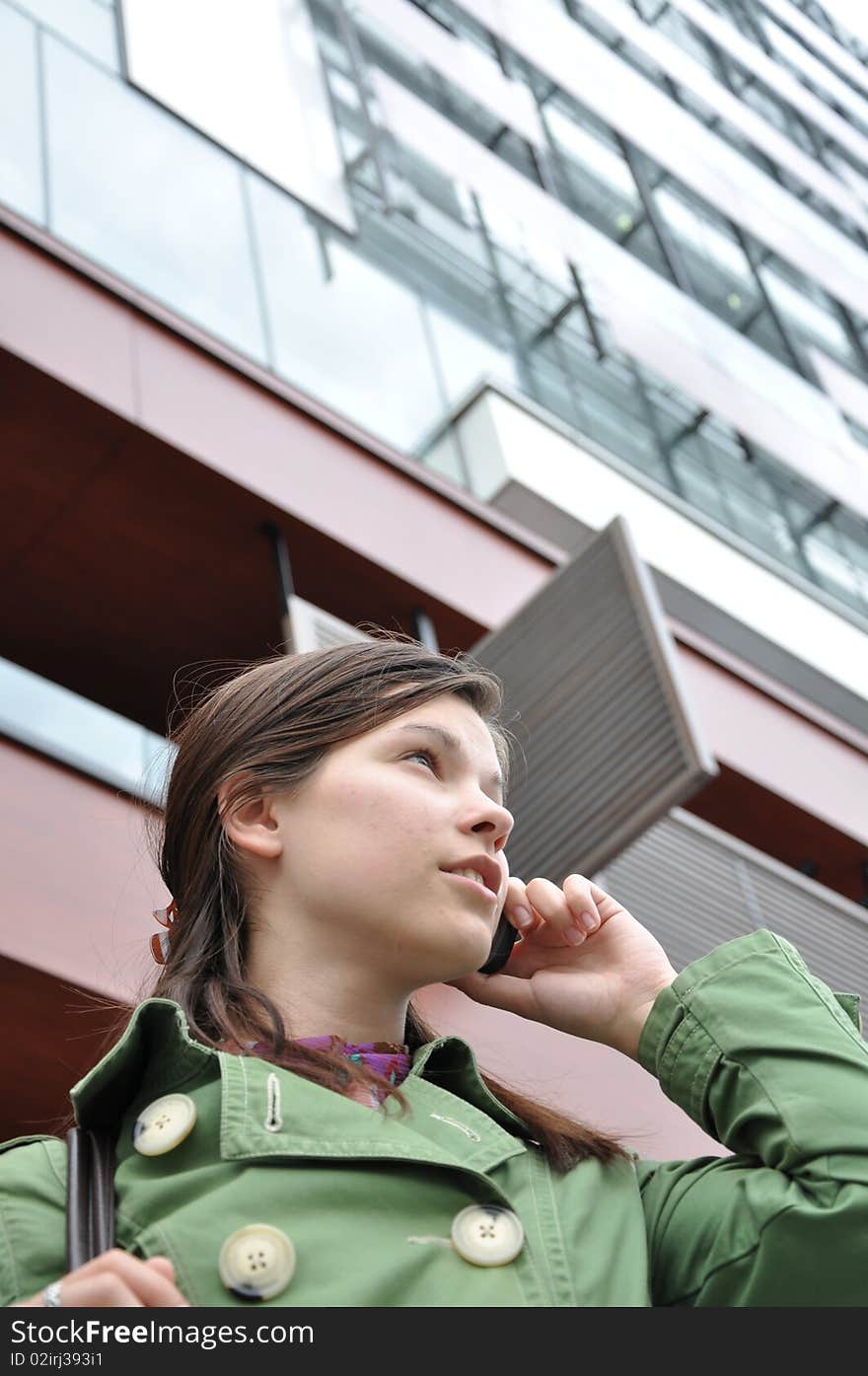 Business woman talking on a mobile phone