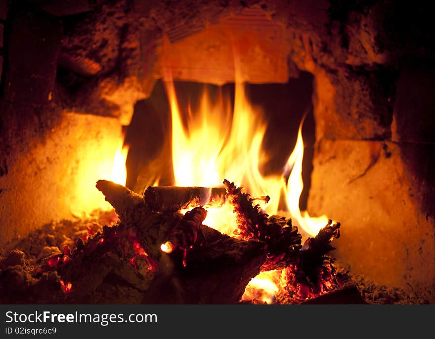 Wood burning in Fireplace