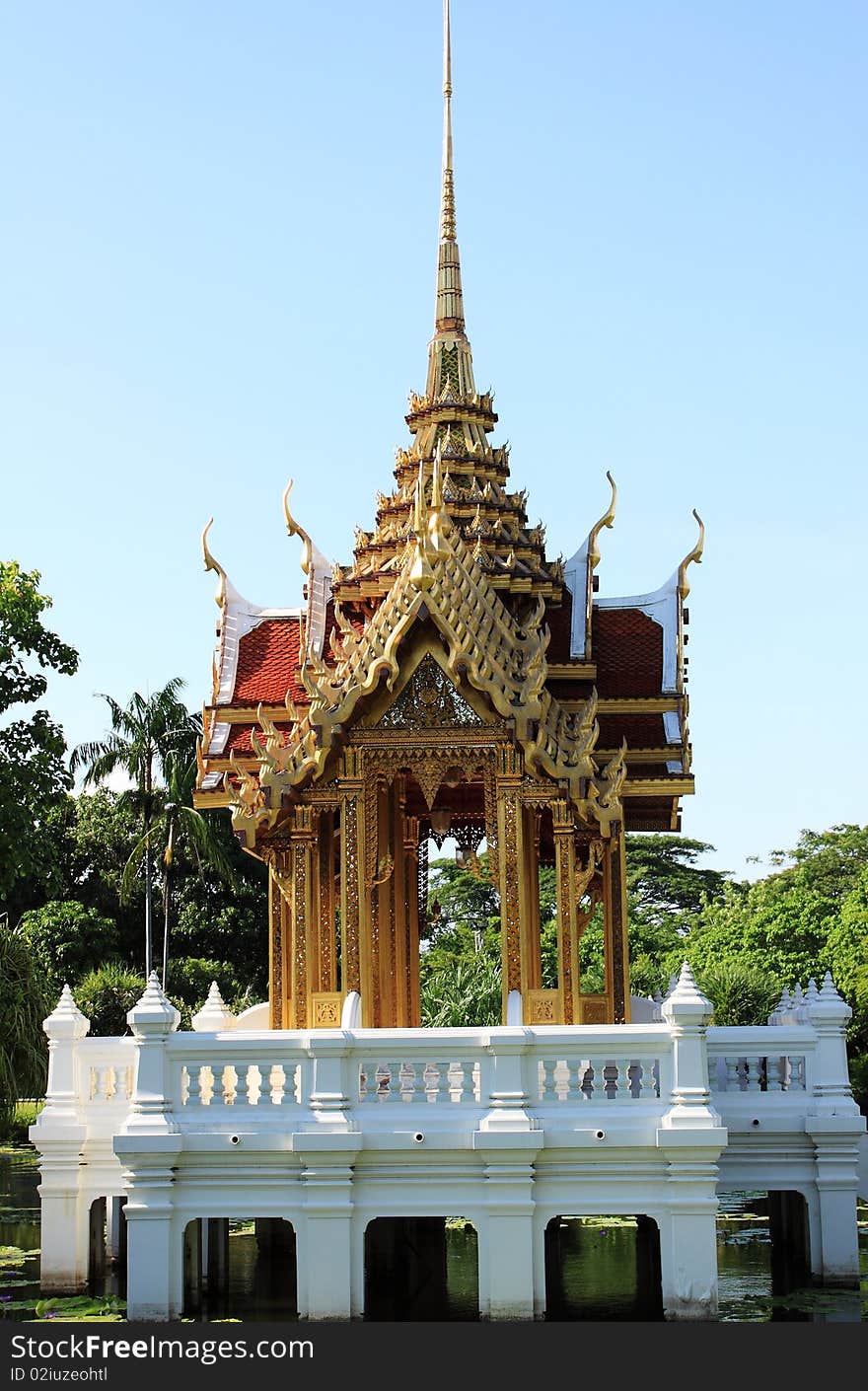 Art Thai Sala Thai used as a residence of kings.