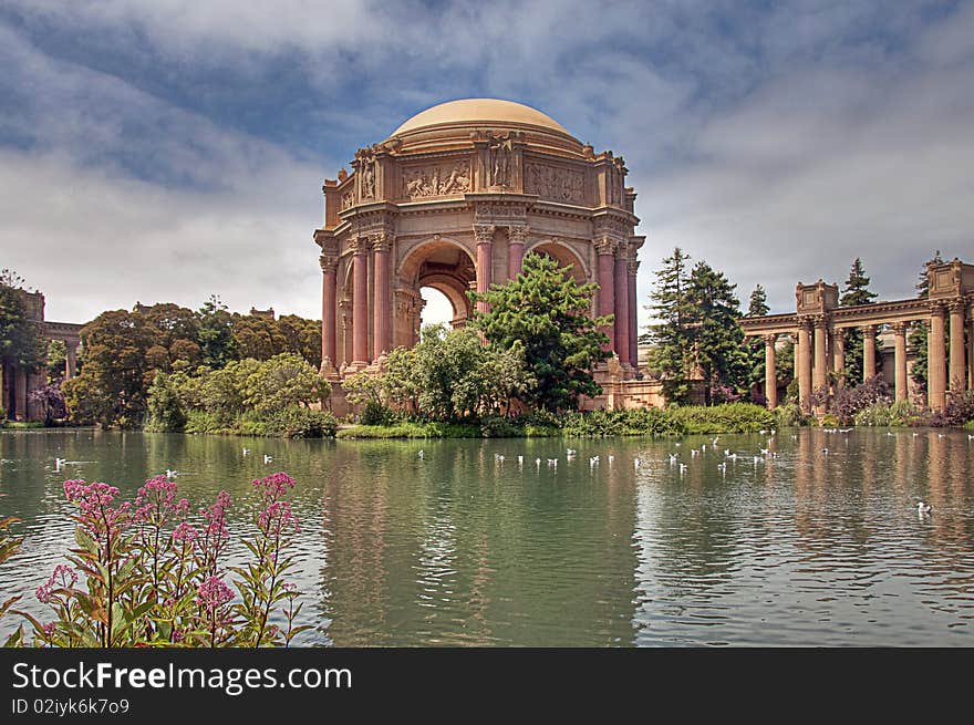 The beautiful Palace of Fine Arts in San Francisco.