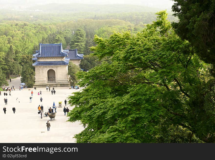 The buildings of Sun Yat-sen's Mausoleum. Sun Yat-sen was selected the first president of modern China. His mausoleum is located in Nanjing Purple Mountain.