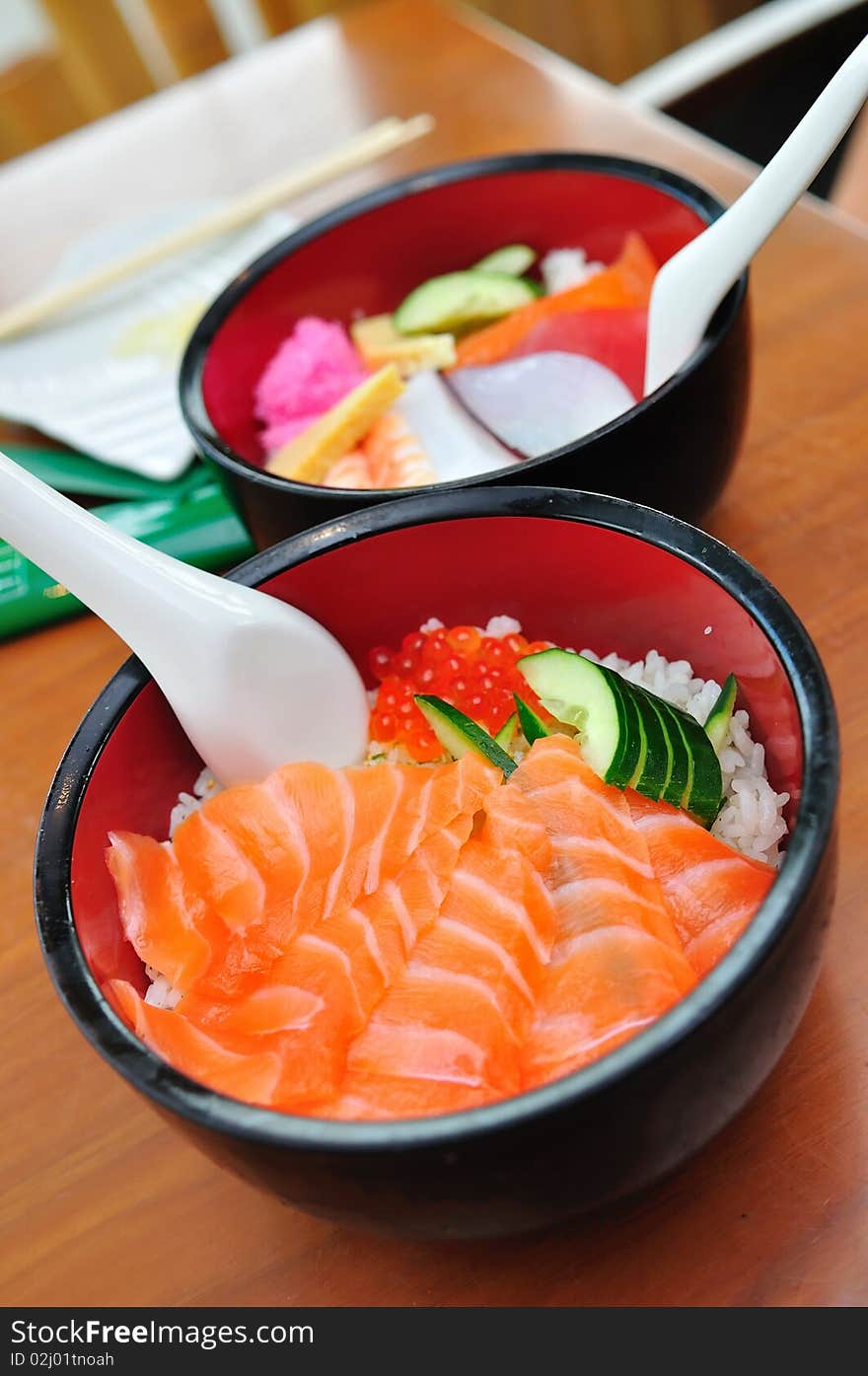 Japanese salmon don and mixed sashimi don