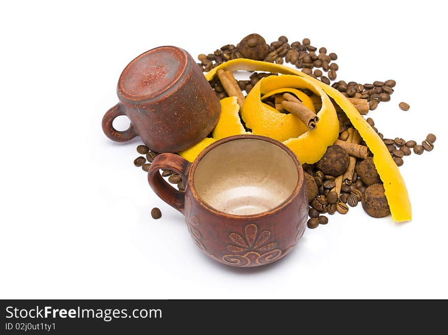 Coffee cups and citrus peel