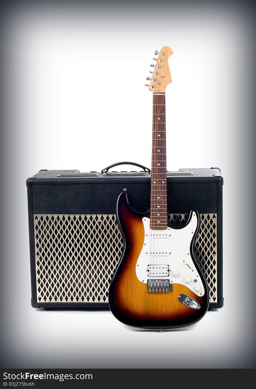 Guitar amplifier and electricguitar