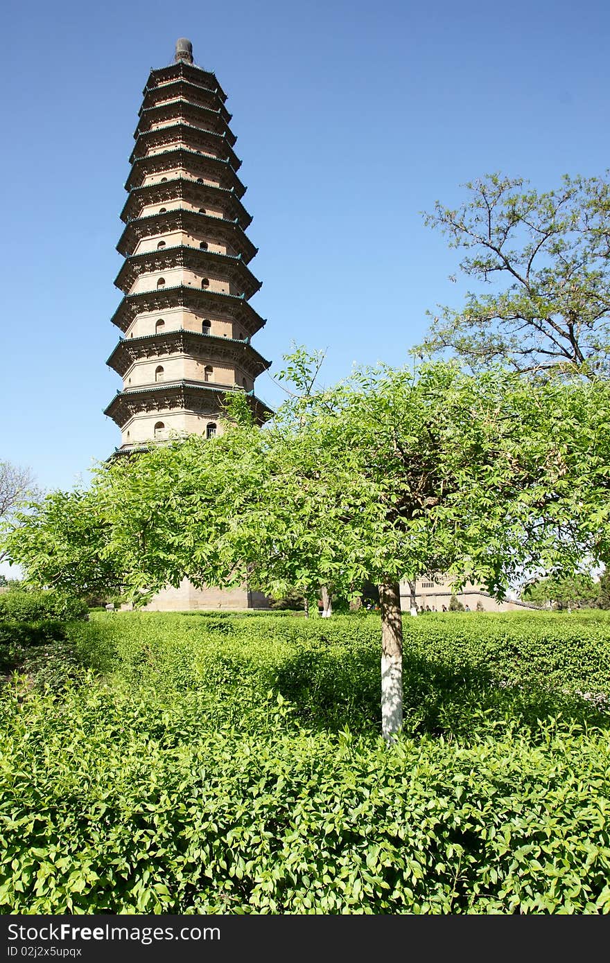 Double Pagoda Temple is located in Taiyuan City, Shanxi Province, China, also known as Yongzuo Temple. The temple built in the Ming dynasty. The two pagodas are landmark buildings in Taiyuan.