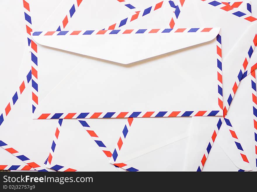 Red-blue edges of white envelopes