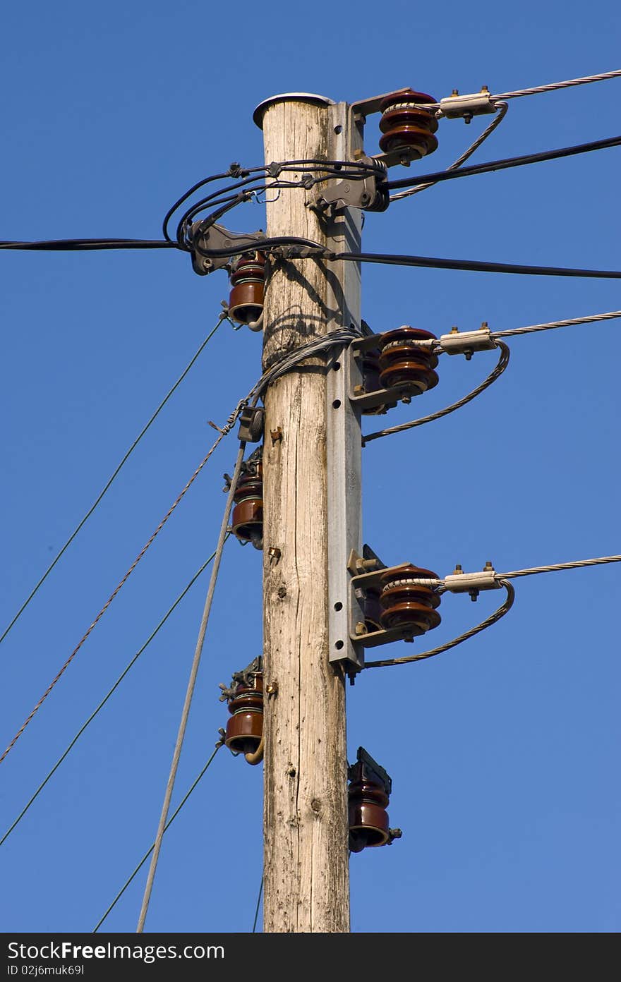 Electric support voltage  line and blue sky