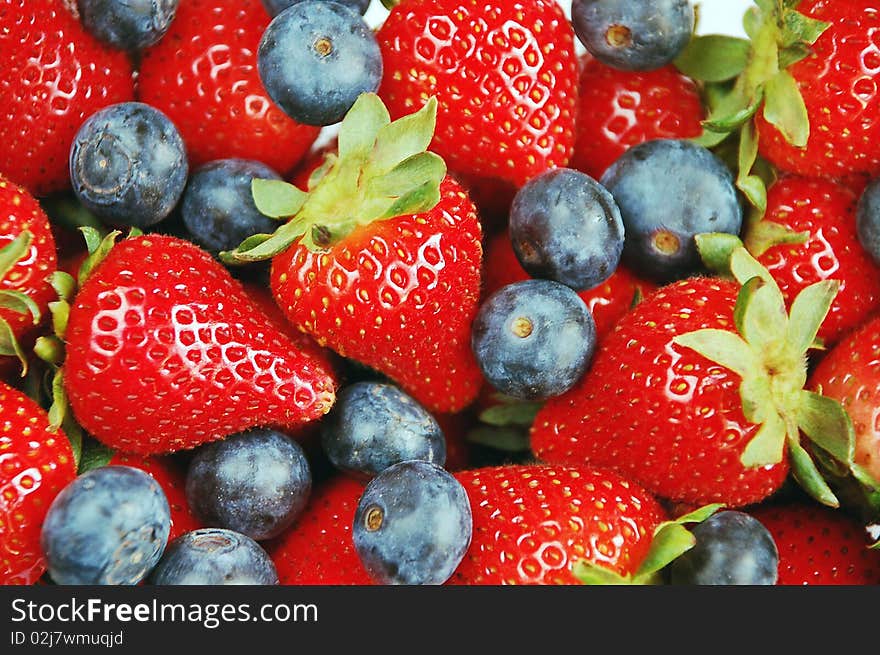 Strawberry And Blueberry Salad