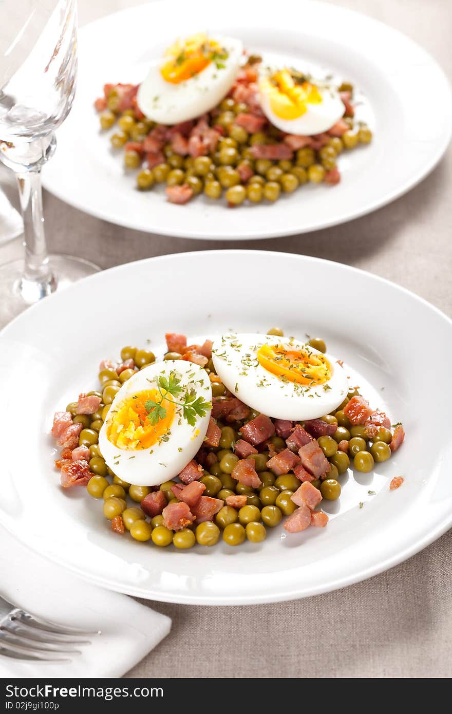 Egg dish with ham and peas