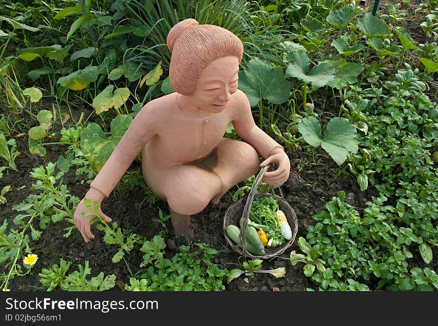 Statue In Royal Flora Ratchapruek Of Thailand